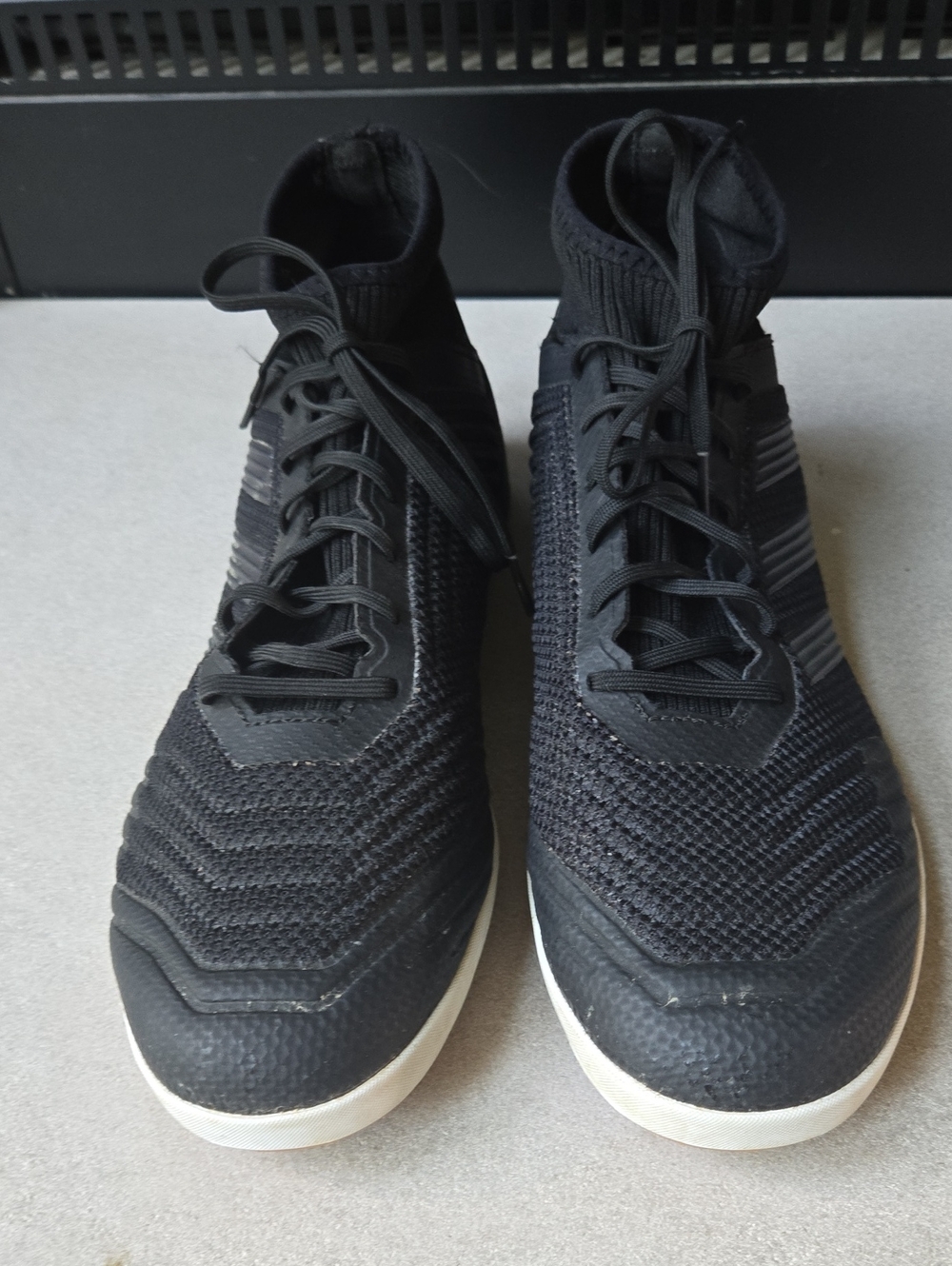 Men's Adidas Indoor Soccer Black Knit Lace-Up Sneakers Futsal 13 Predator Futbol